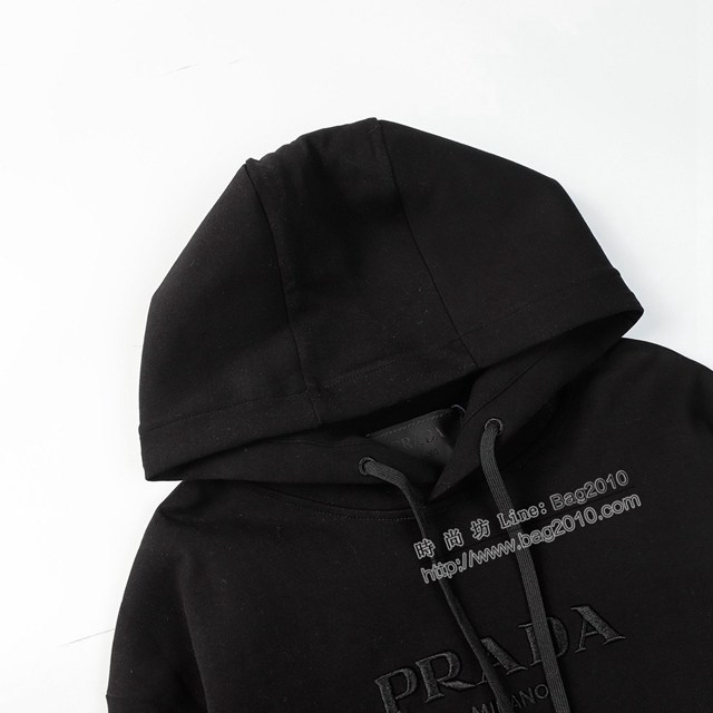 Prada專櫃普拉達2023FW新款刺繡連帽衛衣 男女同款 tzy3017